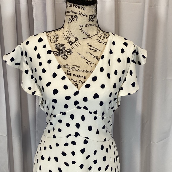 131. DKNY White & Blue Sheath Dress NWT Size 14 - Picture 4 of 6